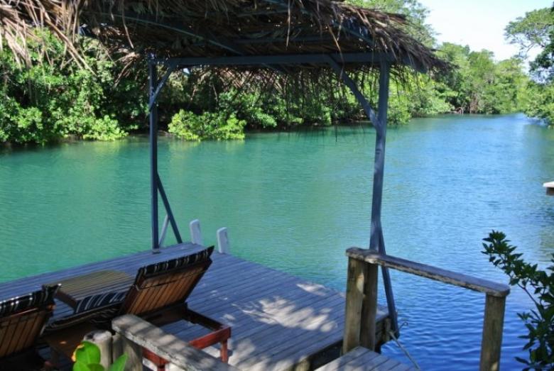 The pontoon at Salt Lake Lodge, Savusavu.